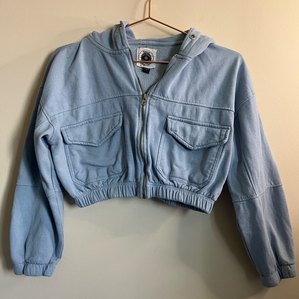 EUC Ashley Vintage Charm Crop Zip Up Hoodie Jacket - Size M